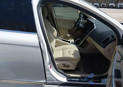 2014 Volvo Xc60 T6 R-Design Premier Plus from USA, damaged, VIN YV4902DZ1E2516419